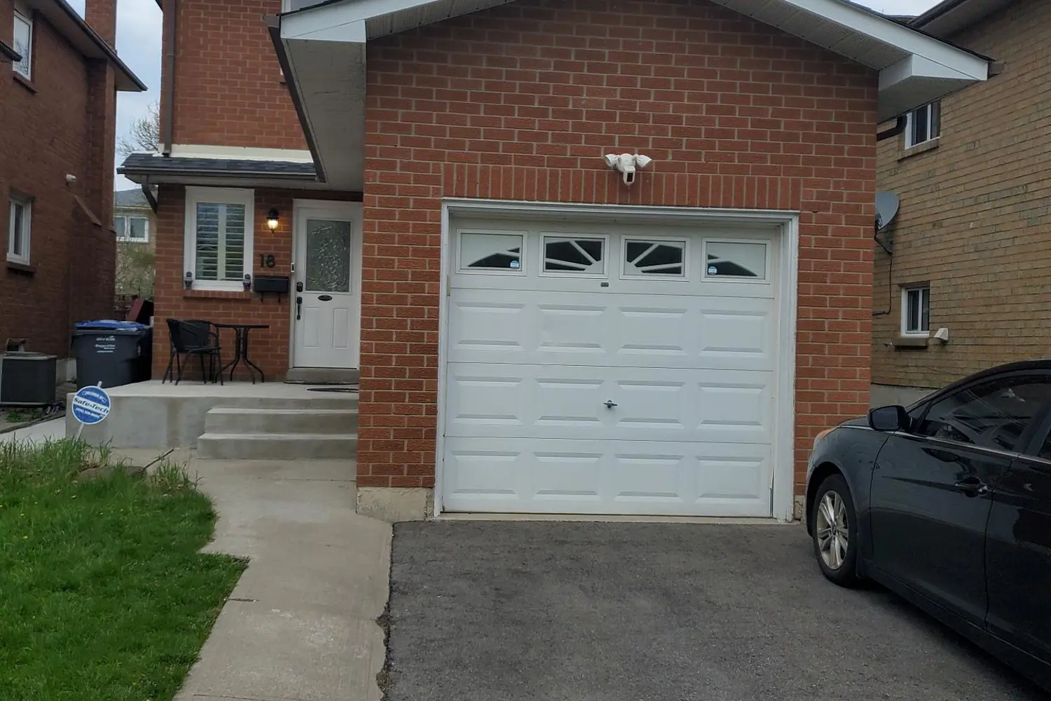 18 Deerpark Crescent