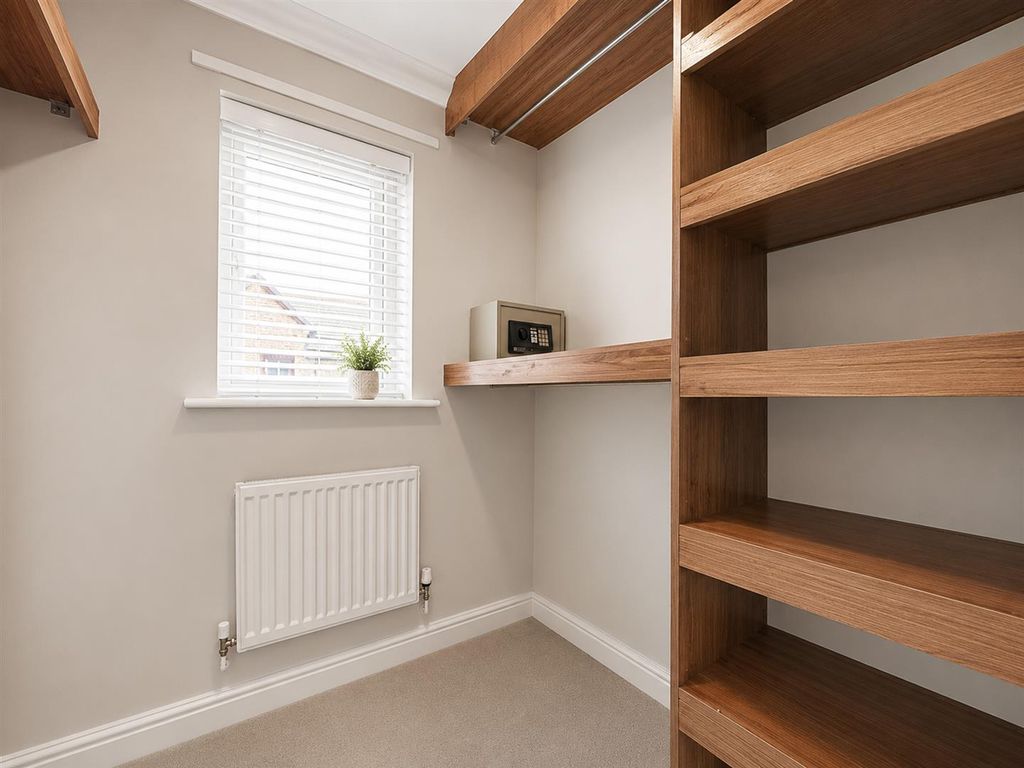 Additional image 10 of 7 bed detached house to rentThe Park, Cheltenham GL50