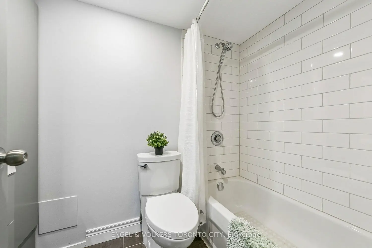 Additional image 16 of 1425 Ghent Avenue 501
