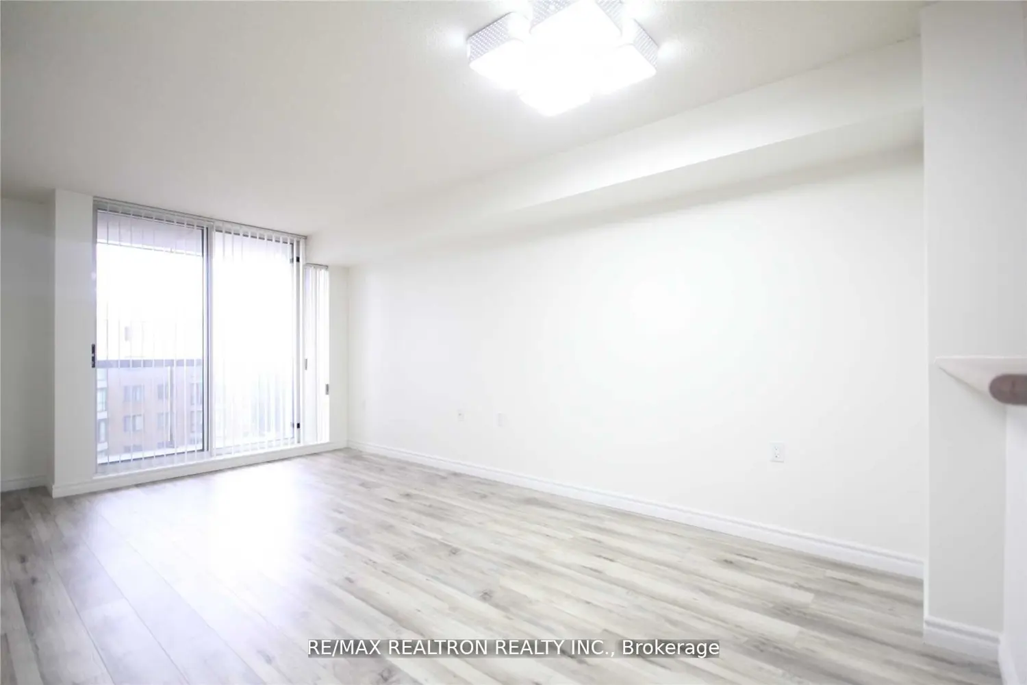 Additional image 3 of 35 Finch Avenue 1208