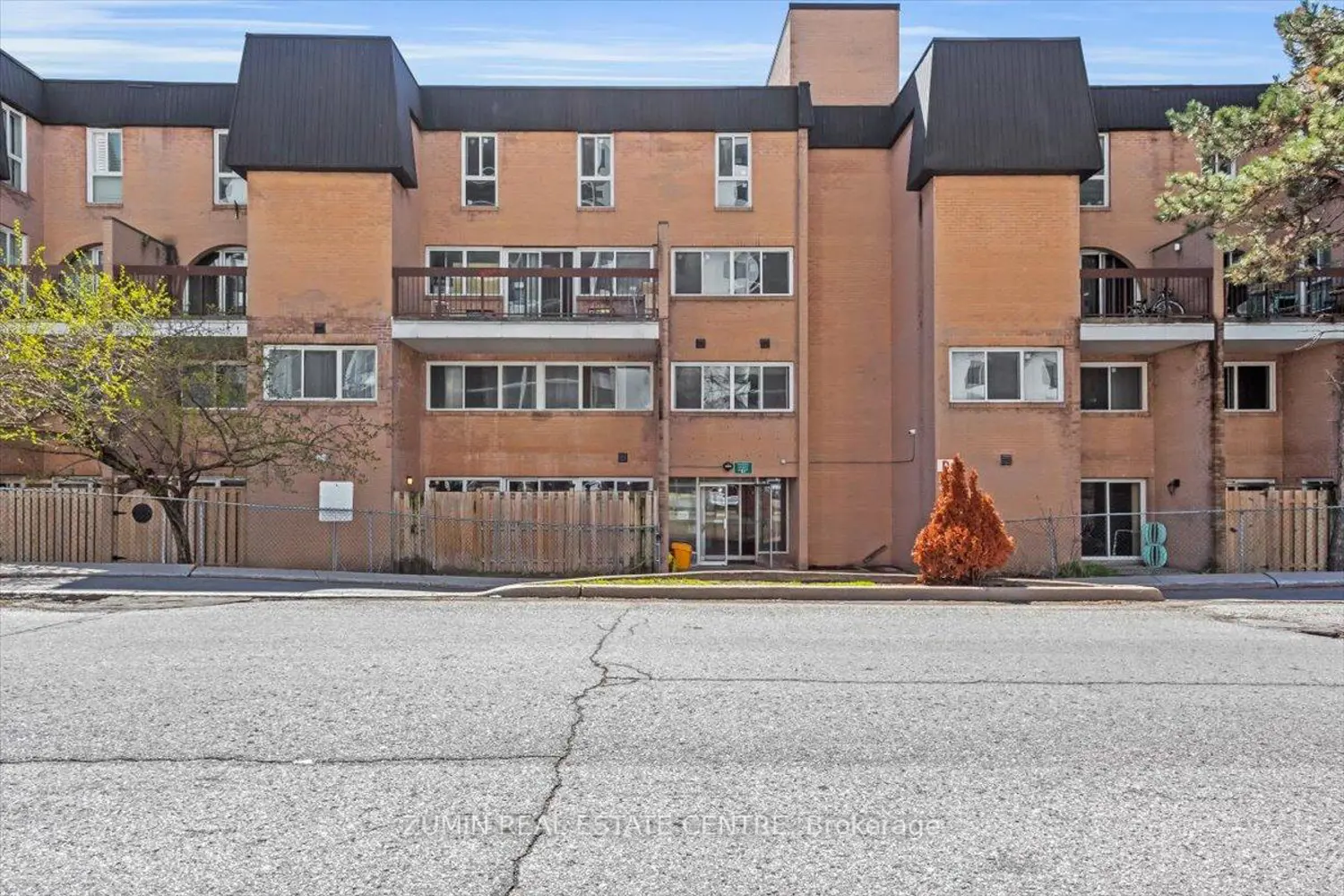 100 Mornelle Court 1075