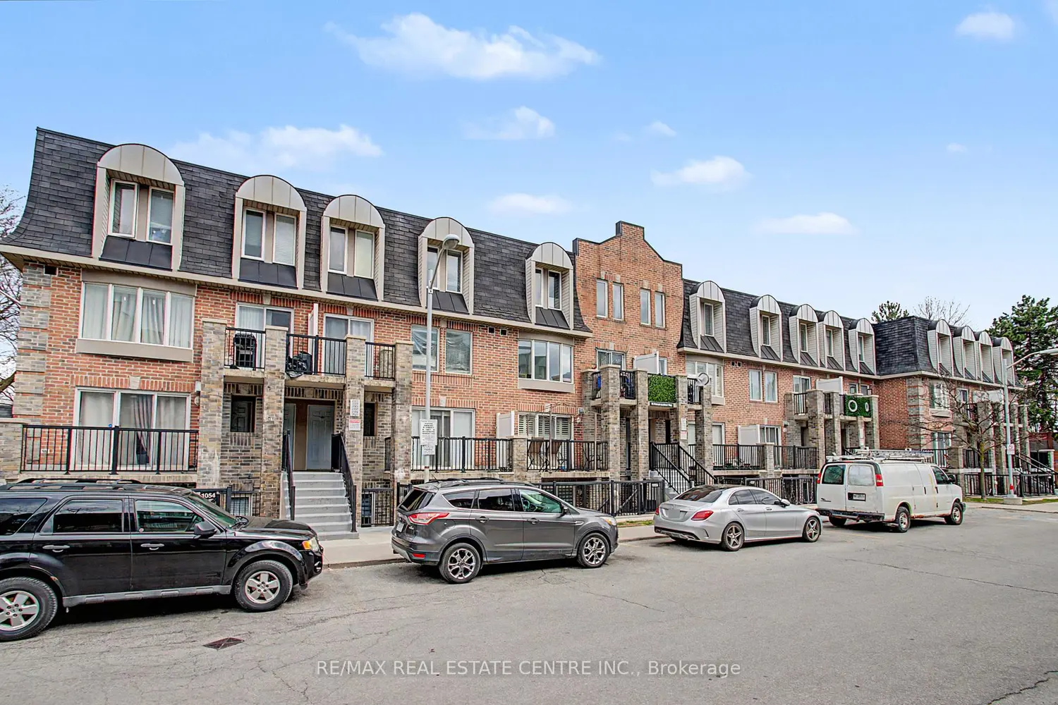 95 George Appleton Way 2167