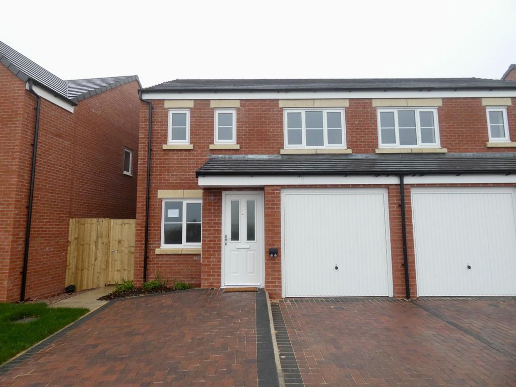 3 bed semi-detached house to rentEdderside Drive, Carlisle CA3