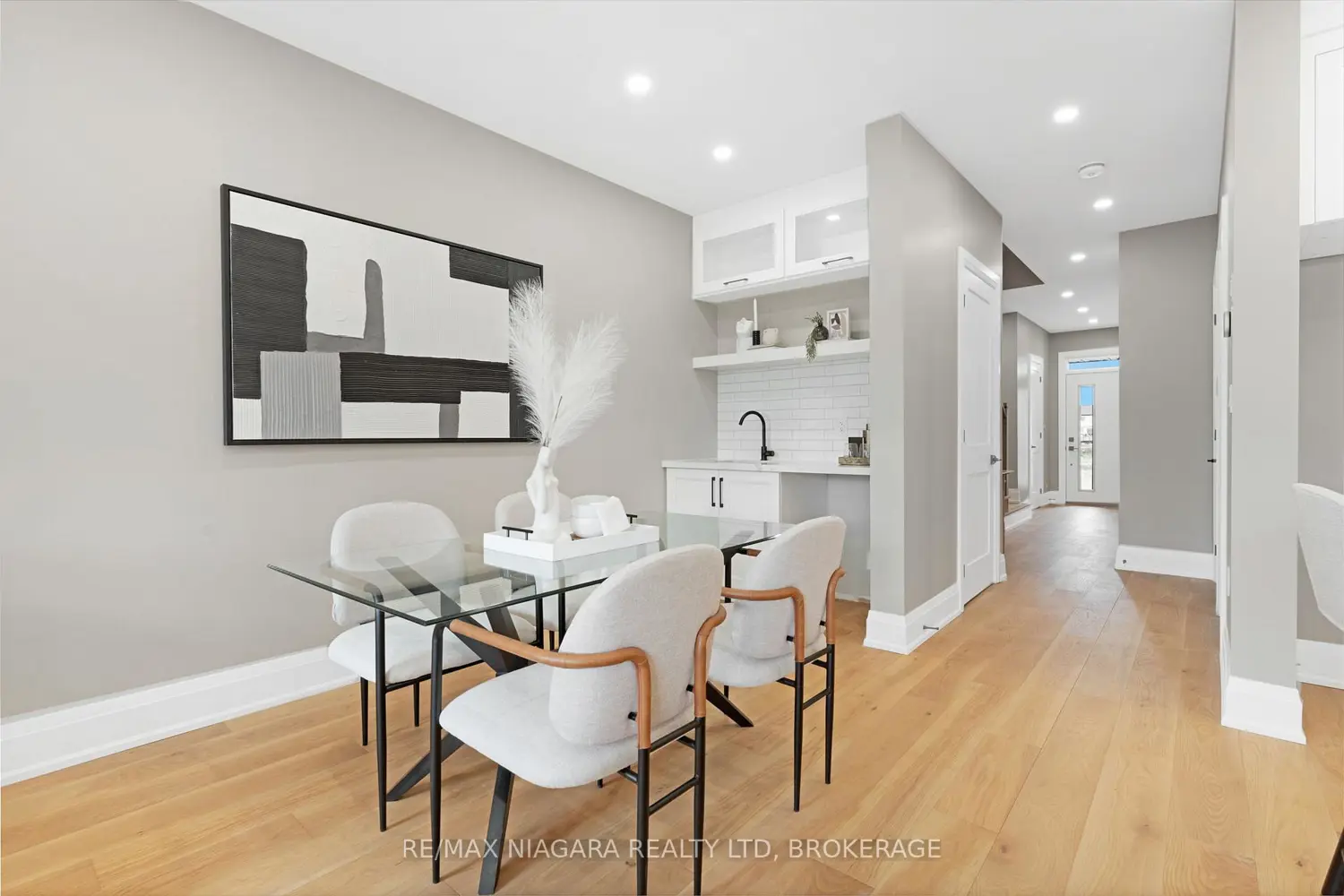 Additional image 10 of 6200 Curlin Crescent