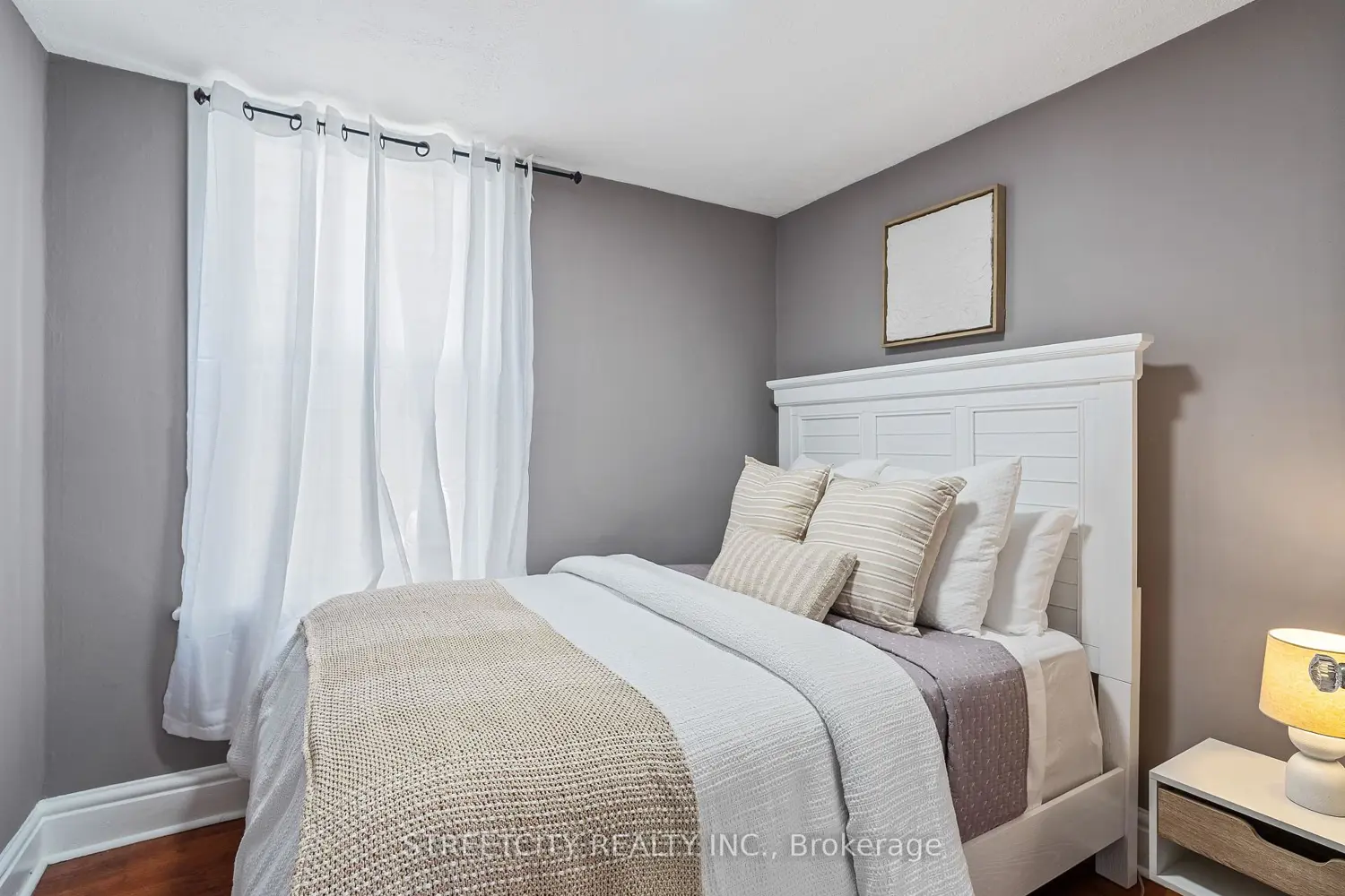 Additional image 5 of 239 Highbury Avenue