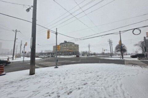 Additional image 8 of 302-2100 Finch Avenue W, Toronto, ON, M3N 2Z9
