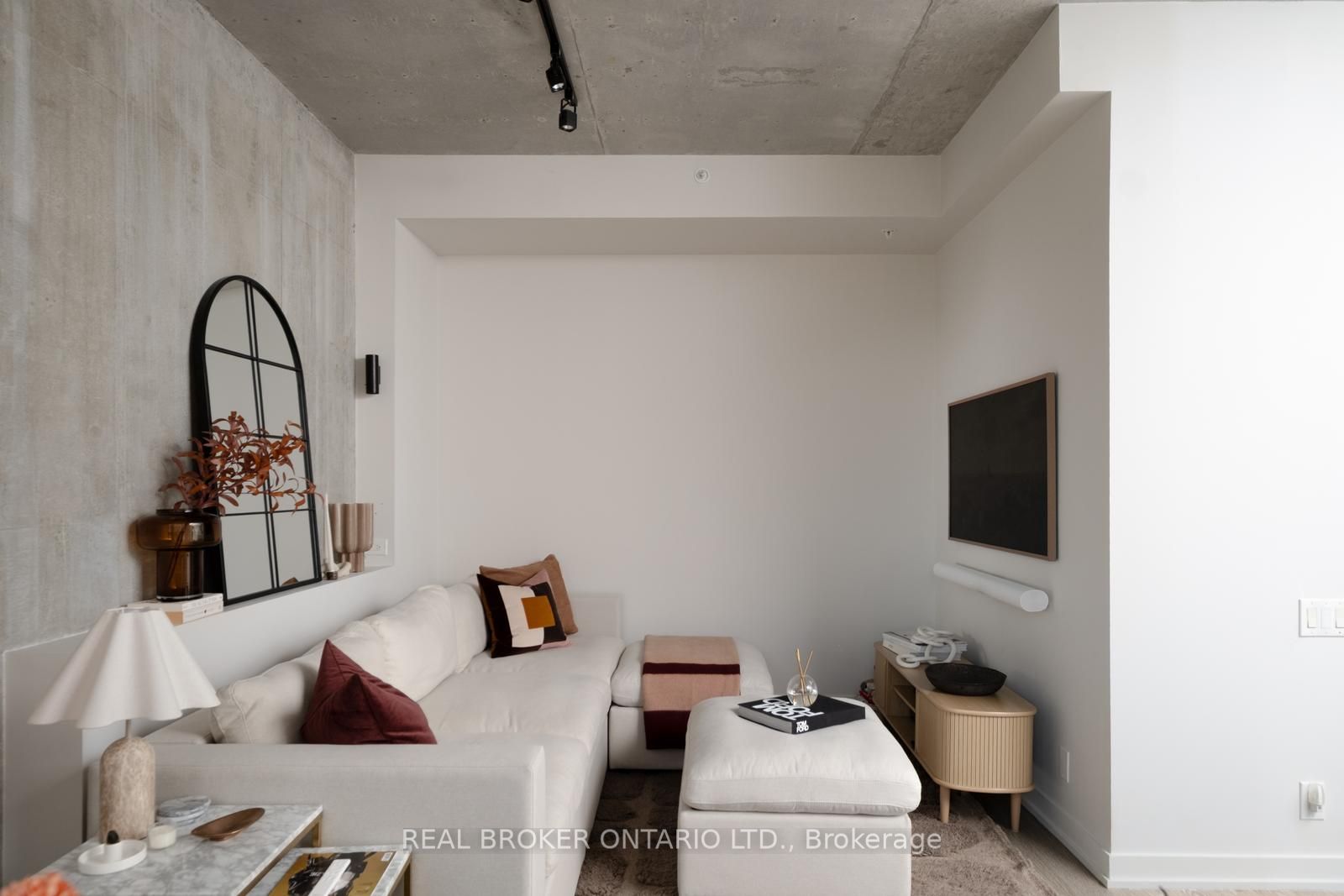 Additional image 6 of PH24-39 Brant Street, Toronto, ON, M5V 0M8