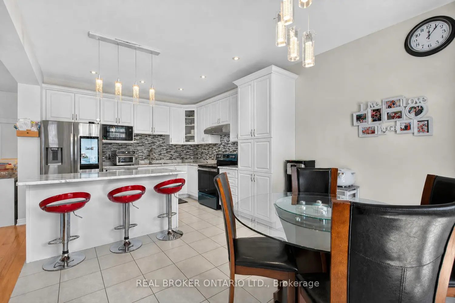 Additional image 9 of 27 Fingland Crescent