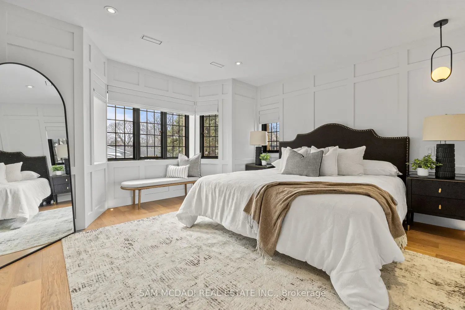 Additional image 10 of 977 Unsworth Avenue