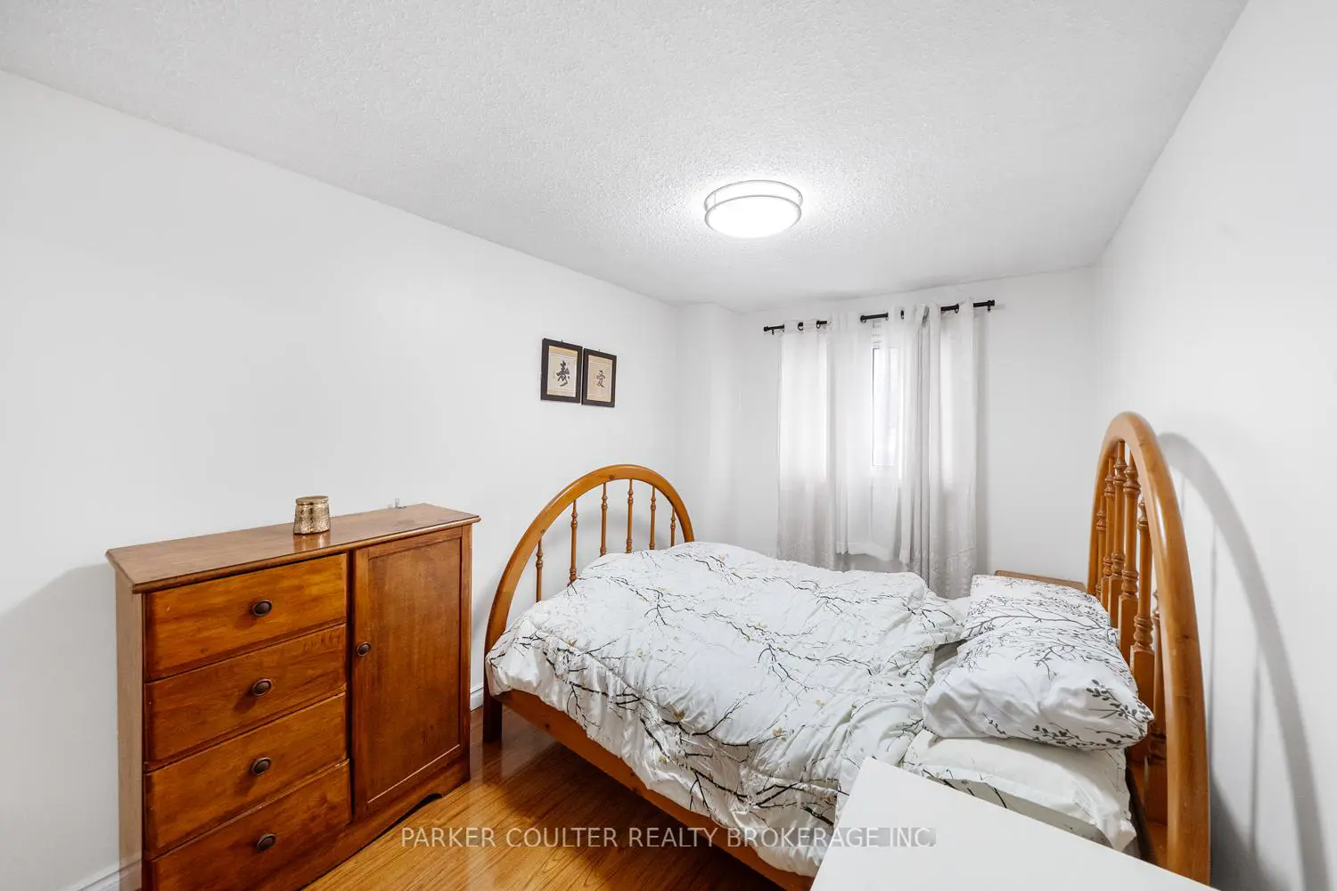 Additional image 11 of 261 Rose Street 4