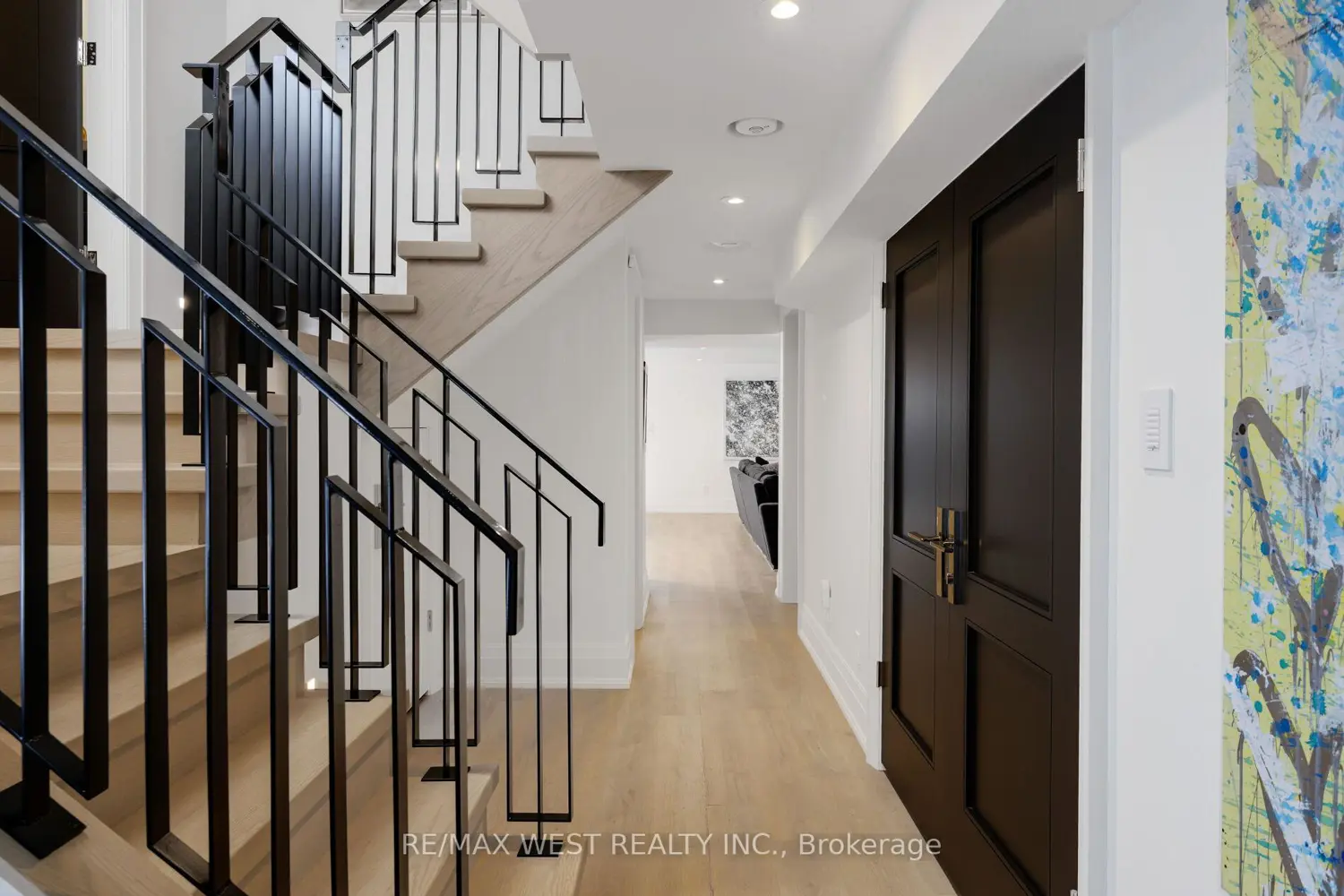Additional image 13 of 64 Thompson Avenue