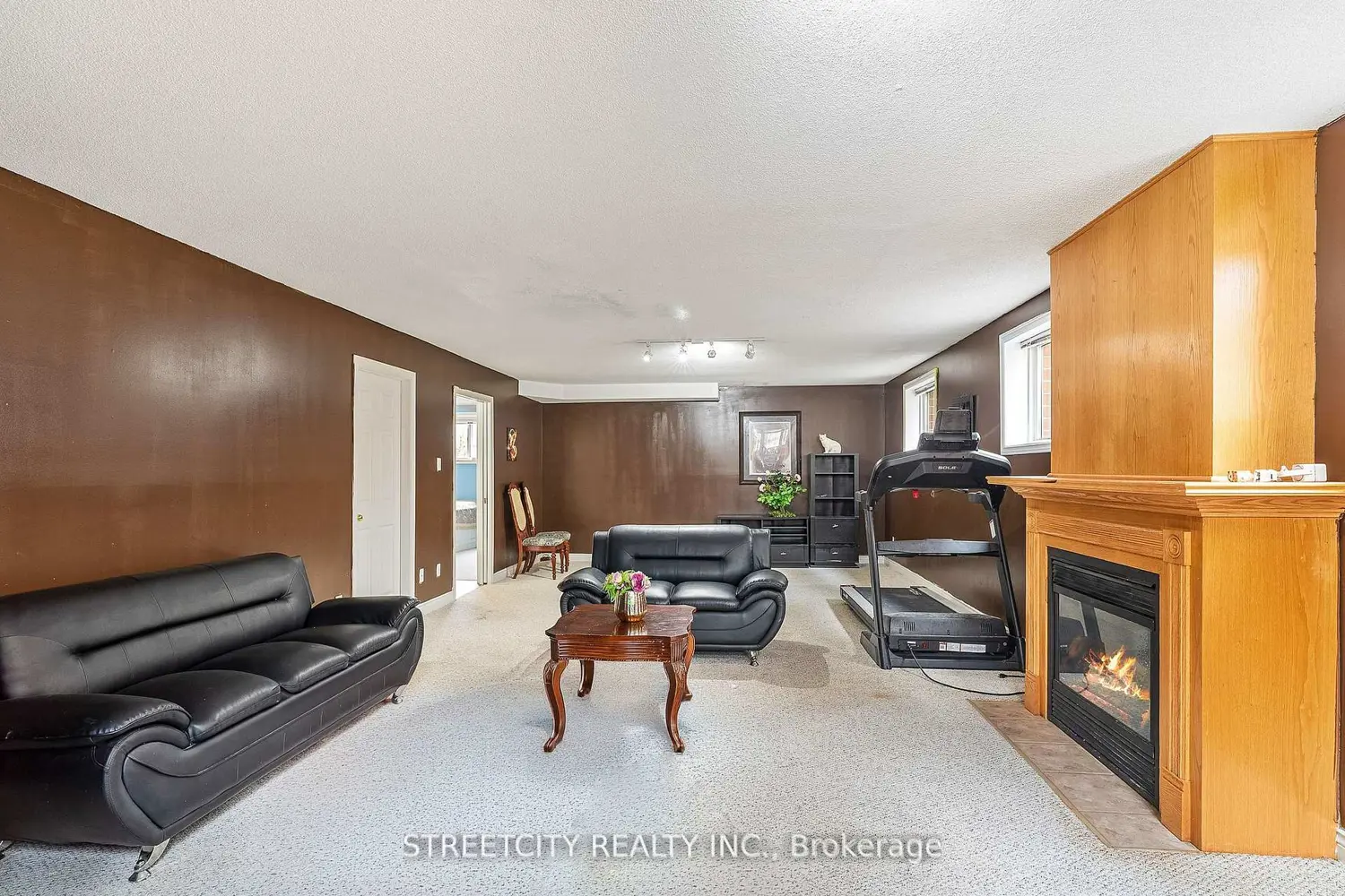 Additional image 13 of 126 Meadowridge Road