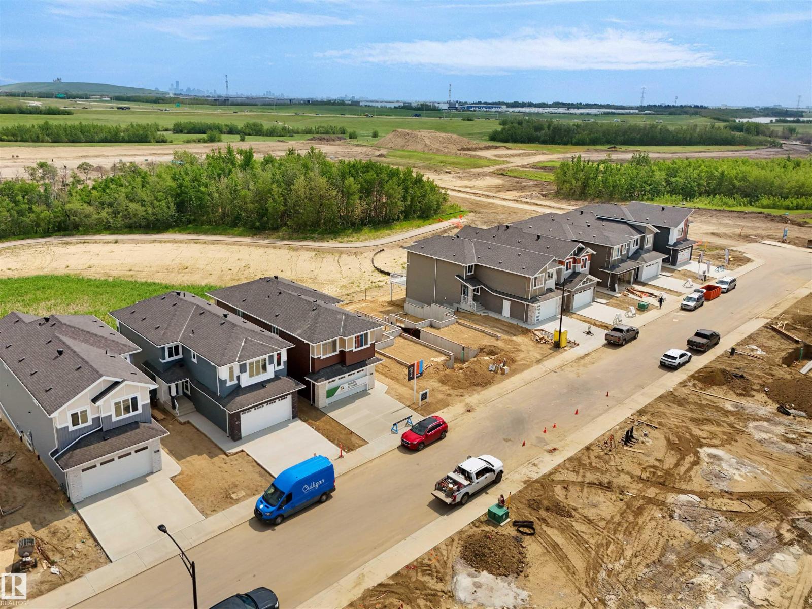 Additional image 6 of 3319 Chickadee Drive NW, Edmonton, AB, T5S0V6