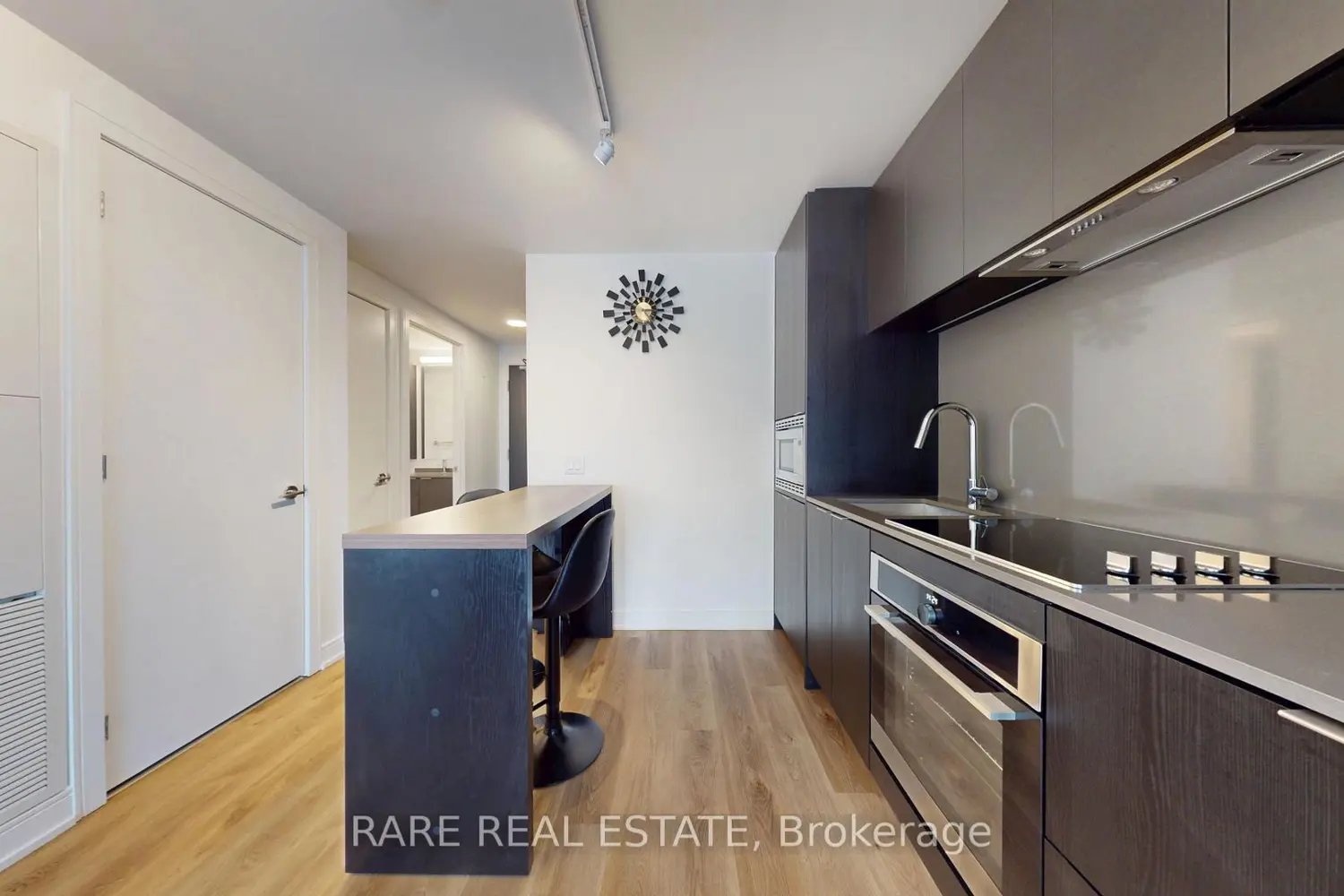 Additional image 8 of 3009 Novar Road 412