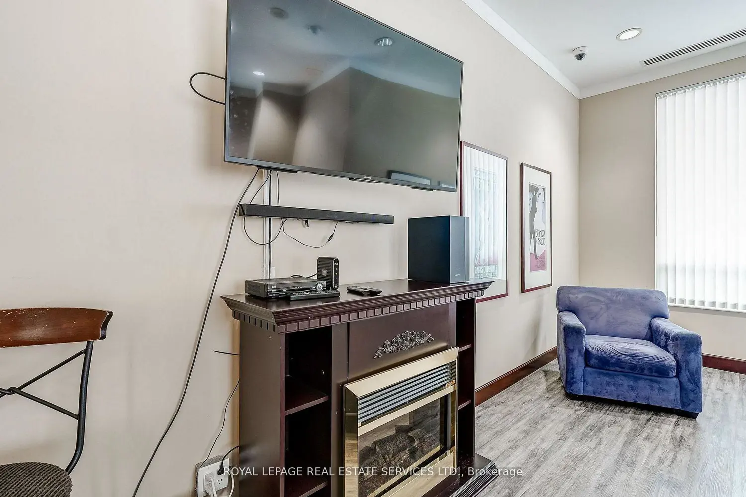 Additional image 16 of 1359 Rathburn Road 1106