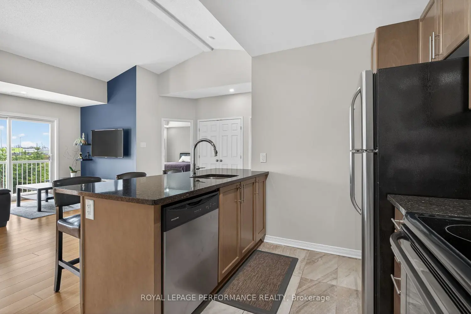 104 Sternes Private photo 4