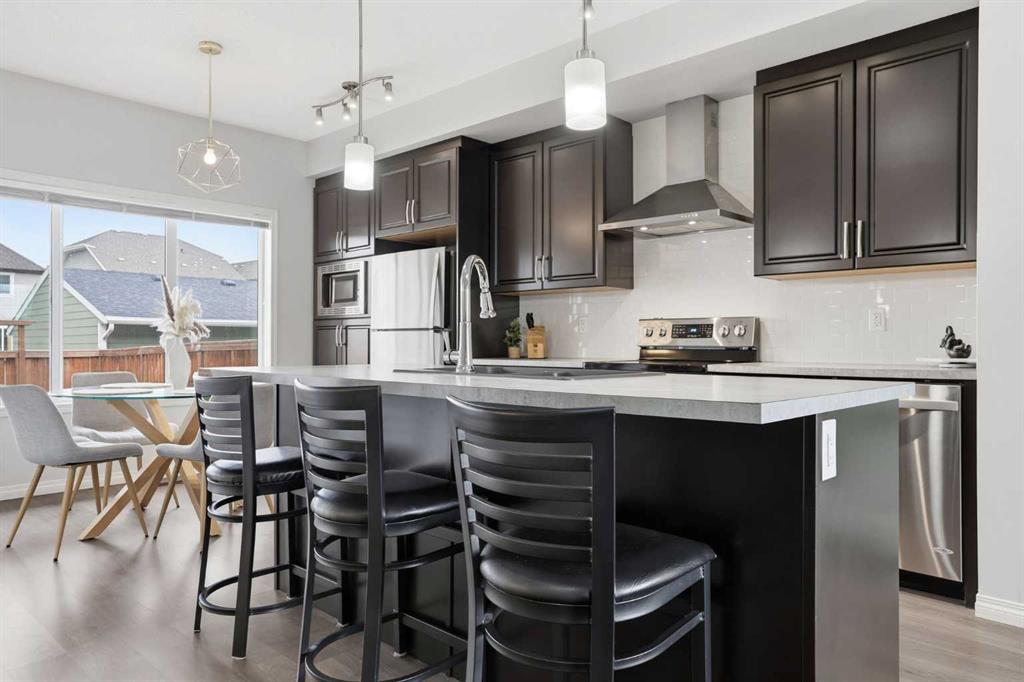 Additional image 3 of 632 Mahogany Boulevard SE, Calgary, AB, T3M 1X9