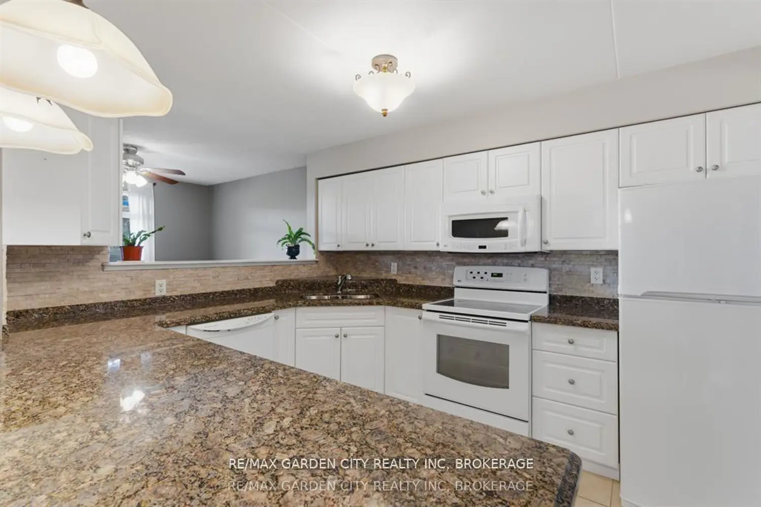 4658 Drummond Road 230