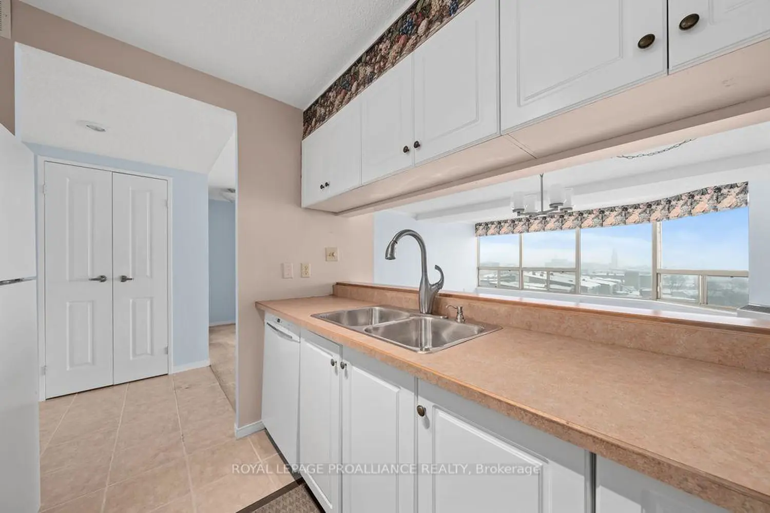 Additional image 6 of 344 Front St Street 806