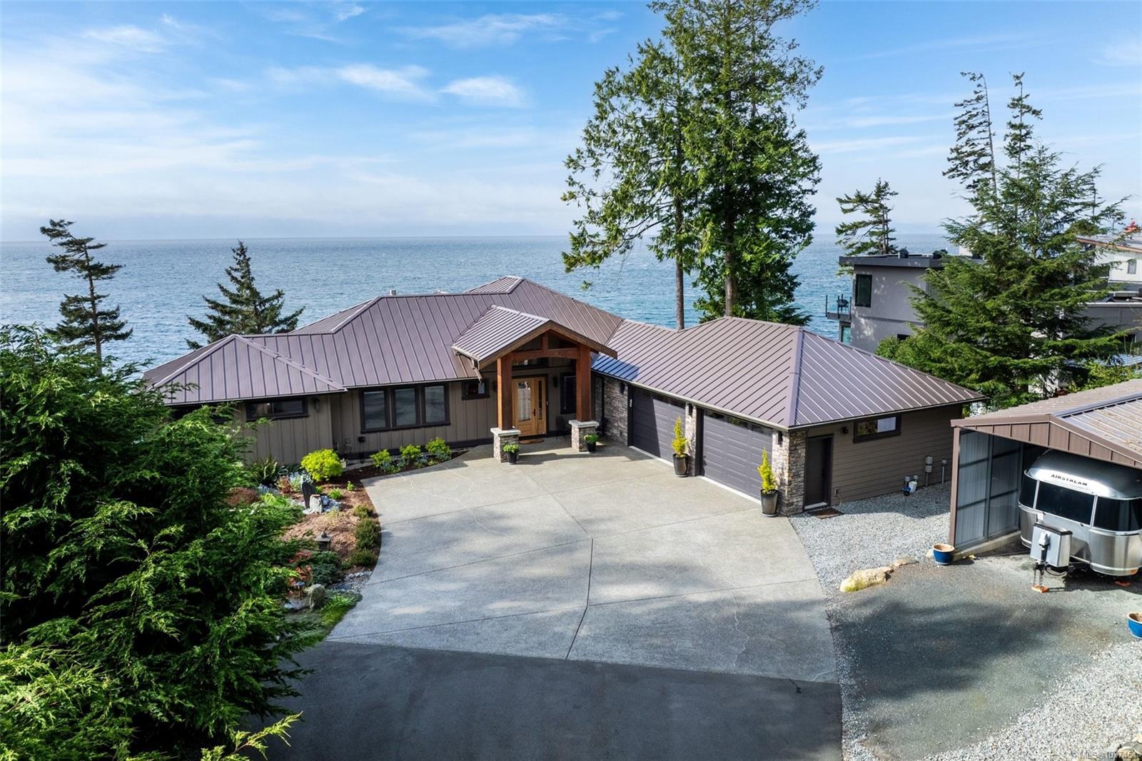 Additional image 3 of 2480 Lighthouse Point Road, Sooke, BC, V9Z 1G7