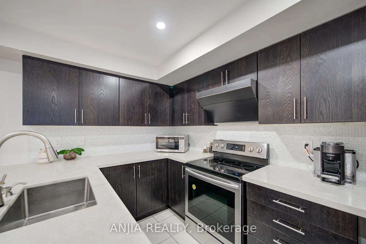 Additional image 14 of 11 Dunsheath Way 1205