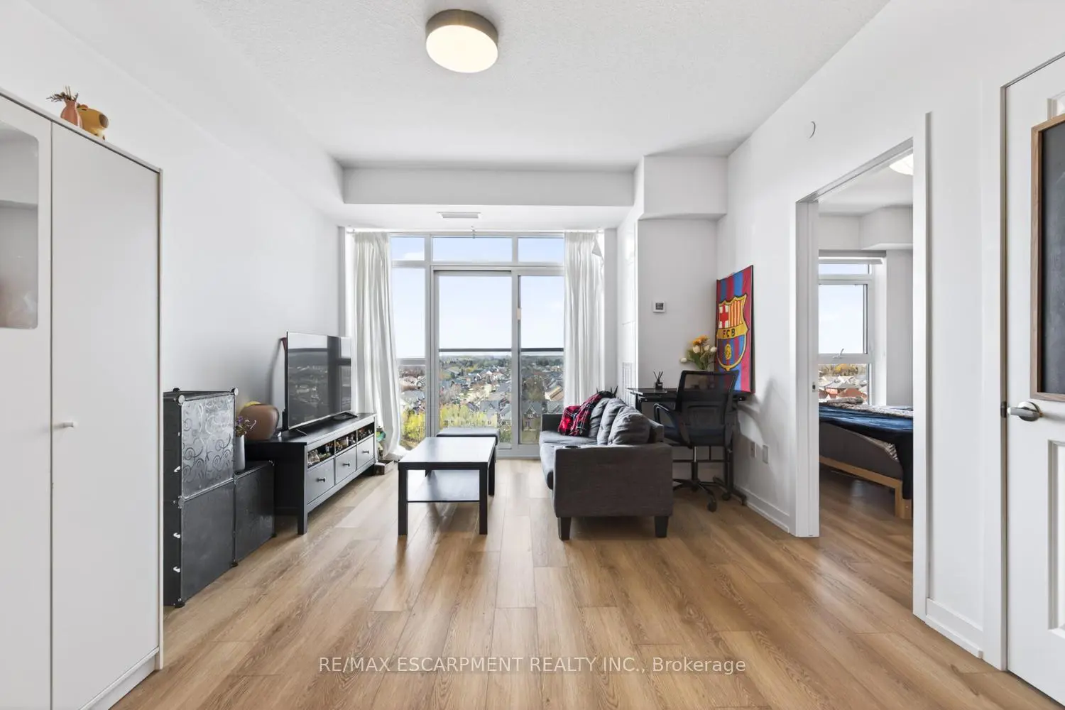 Additional image 13 of 470 Dundas Street 904