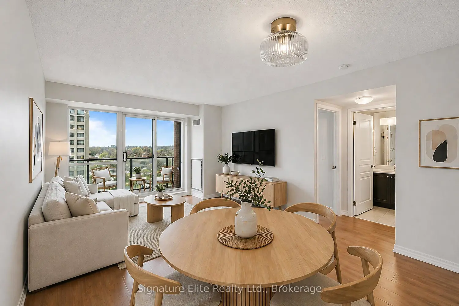 1403 Royal York Road 909
