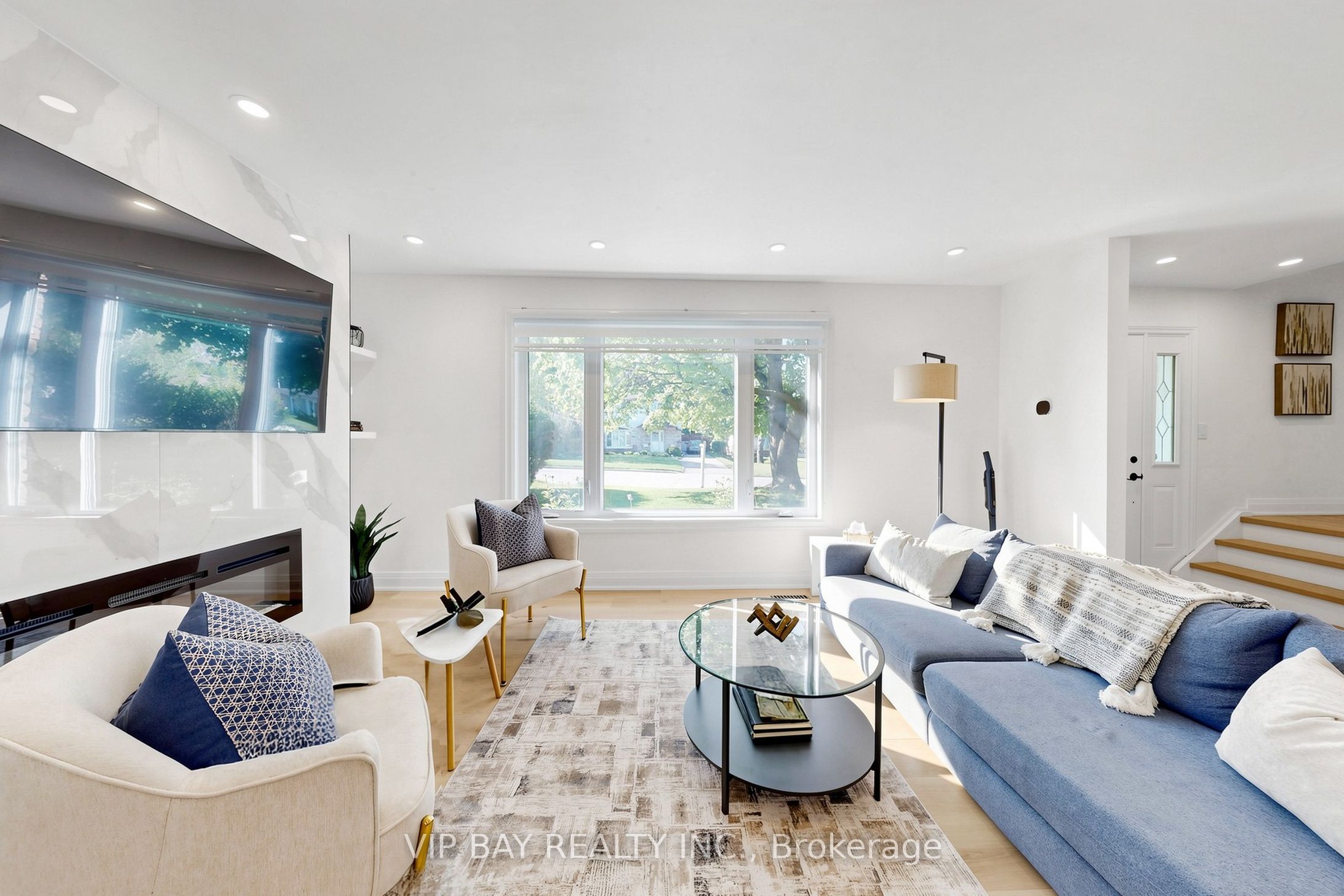 Additional image 4 of 755 Botany Hill Crescent, Newmarket, ON, L3Y 3A7