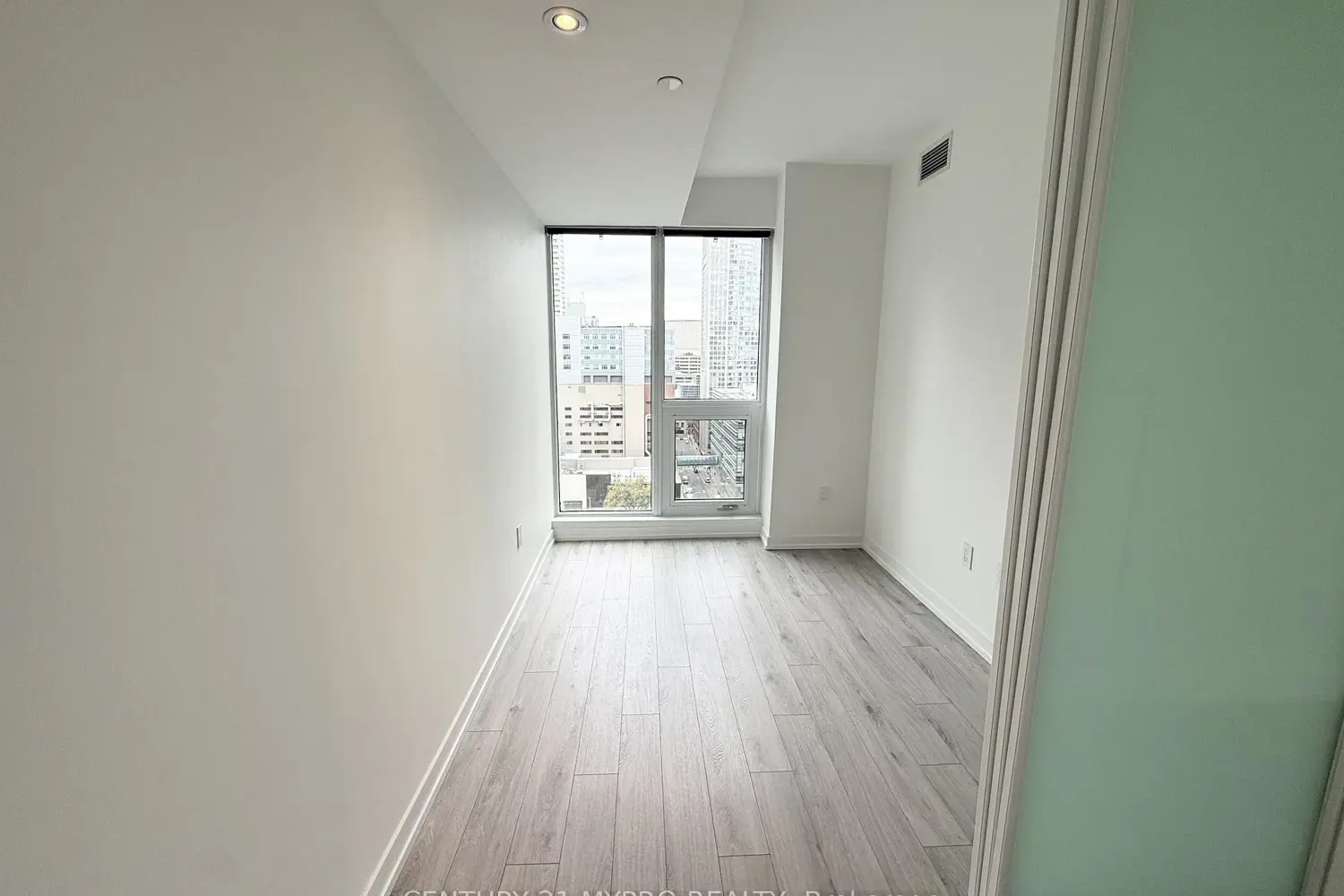 Additional image 10 of 77 Shuter Street 2313