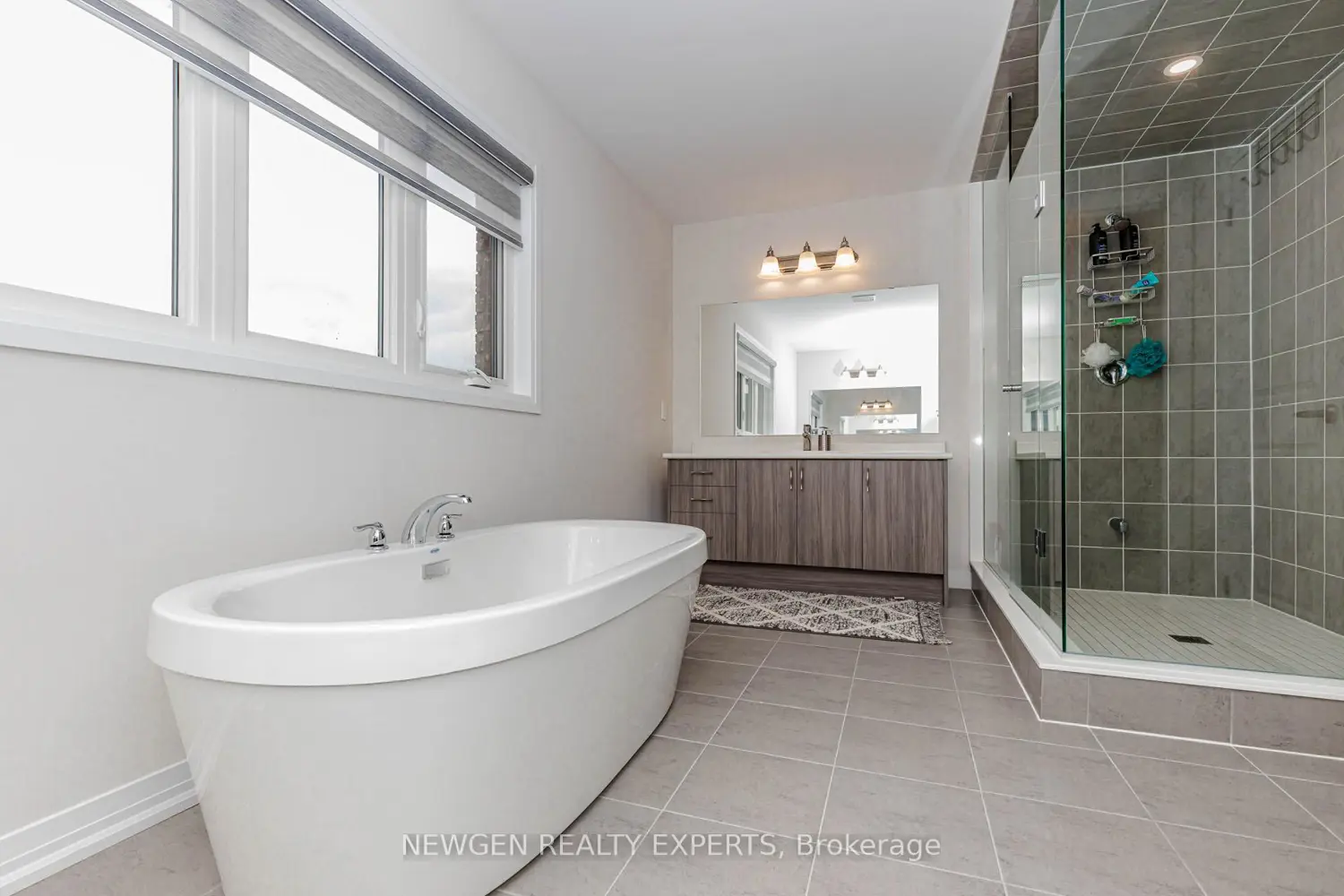 Additional image 12 of 405 Newman Drive