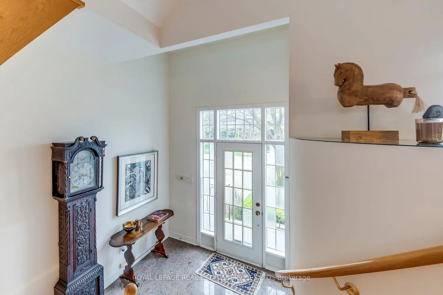 Additional image 3 of 175 La Rose Avenue