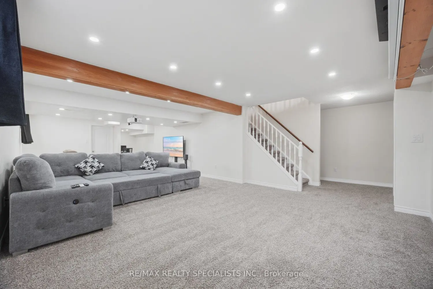 Additional image 12 of 650 Reid Crescent