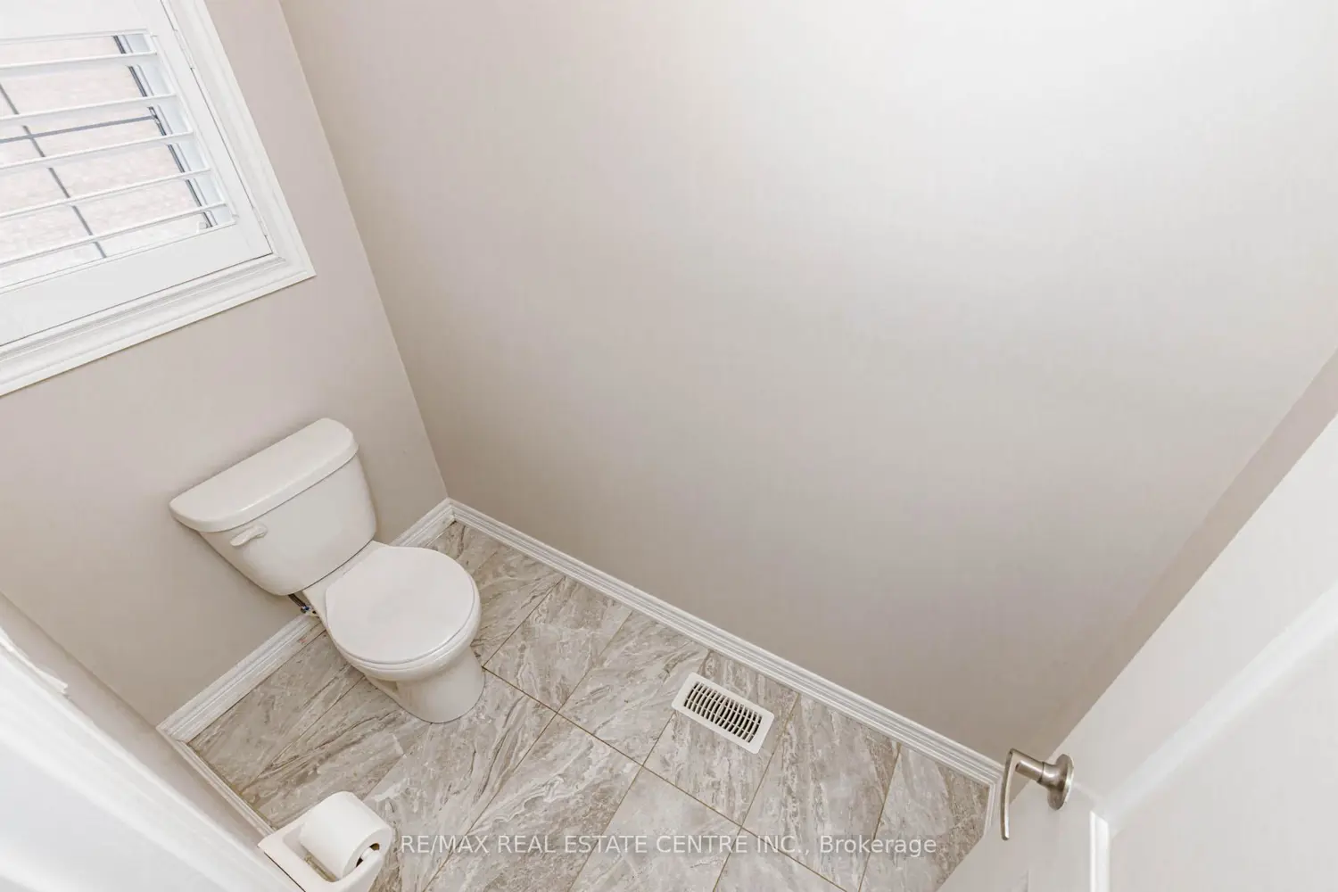 Additional image 16 of 1332 Blackmore Street