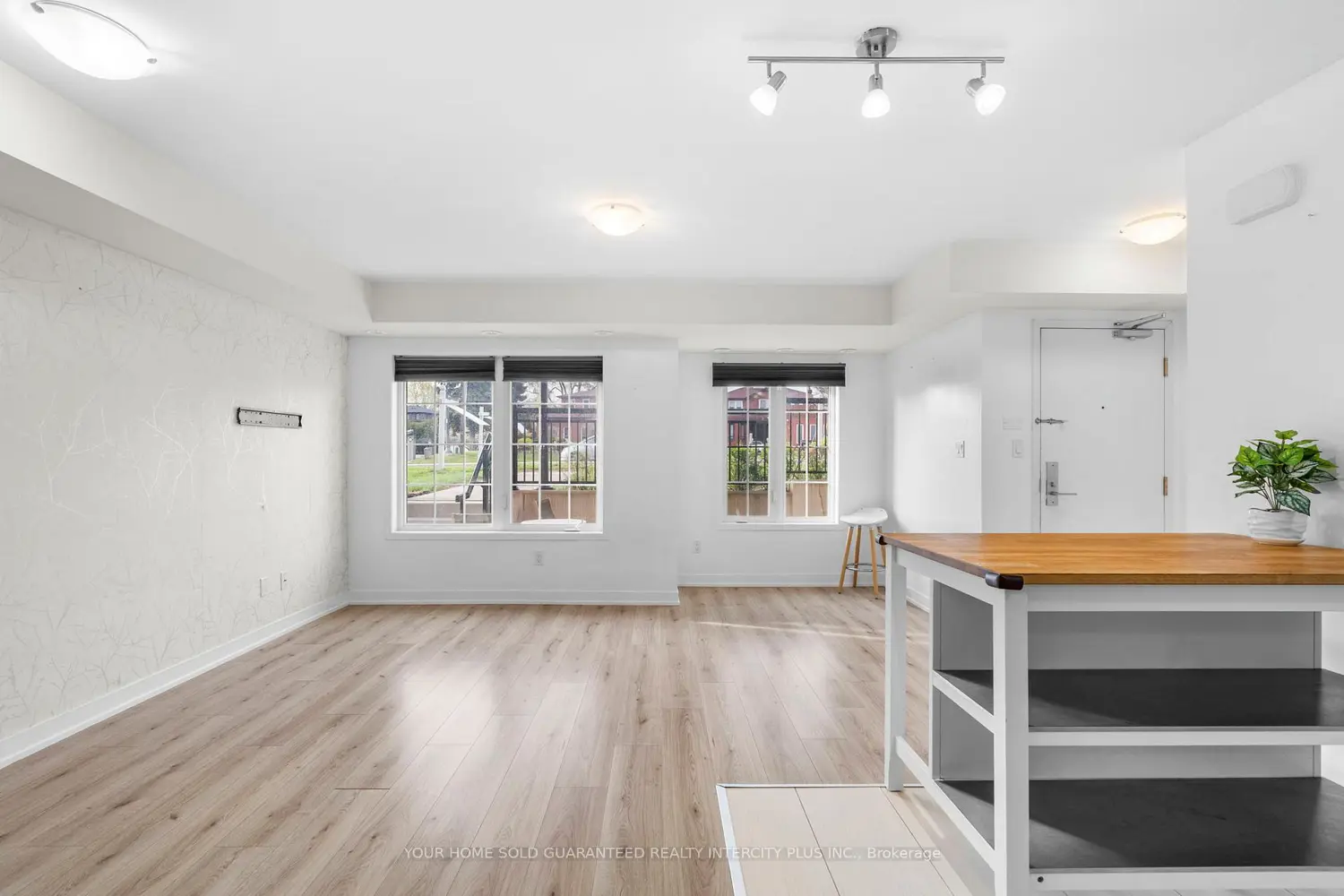 Additional image 10 of 26 Bruce Street E05