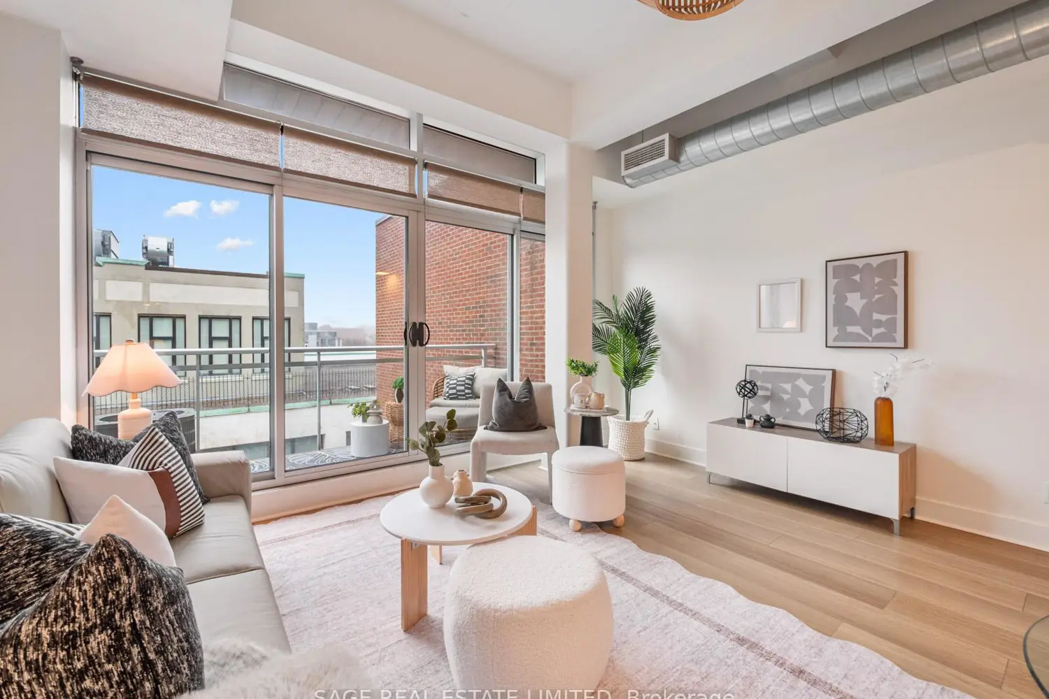 Additional image 2 of 233 Carlaw Avenue 811