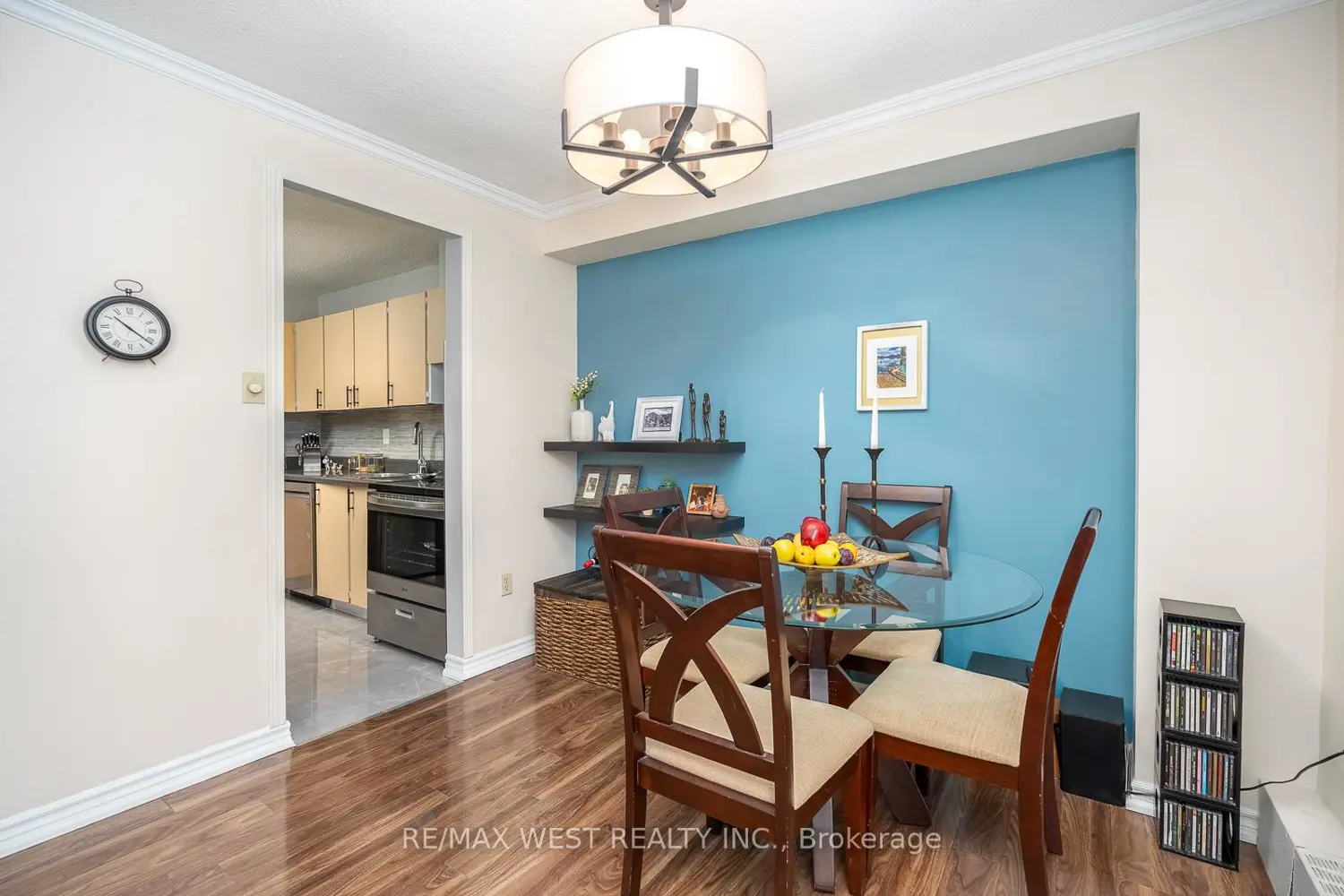 Additional image 5 of 1100 Caven Street 310