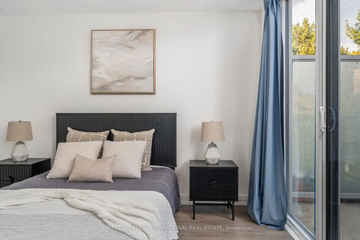 Additional image 12 of 6 Parkwood Avenue 303