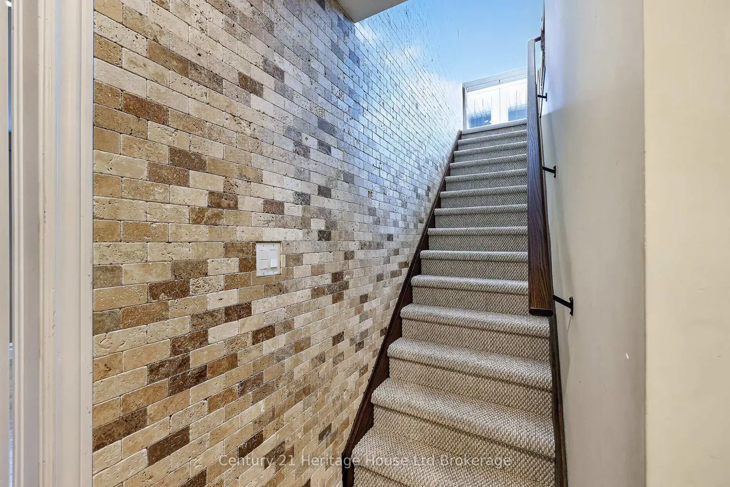 Additional image 3 of 717 Normandy Drive