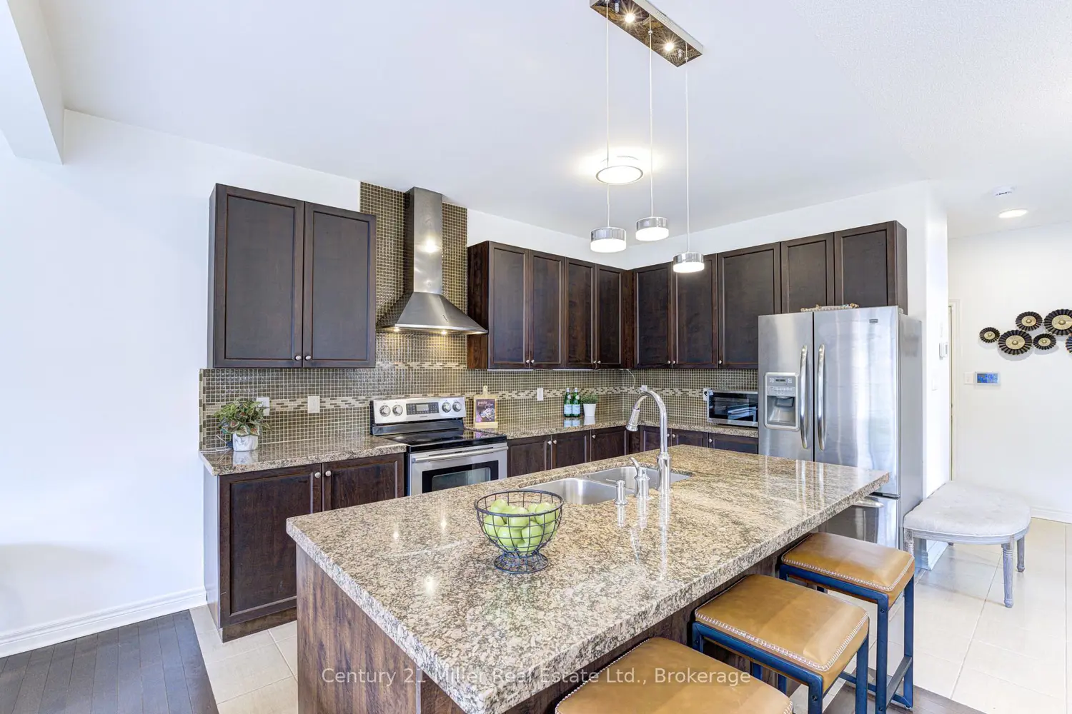 Additional image 4 of 2325 Stone Glen Crescent