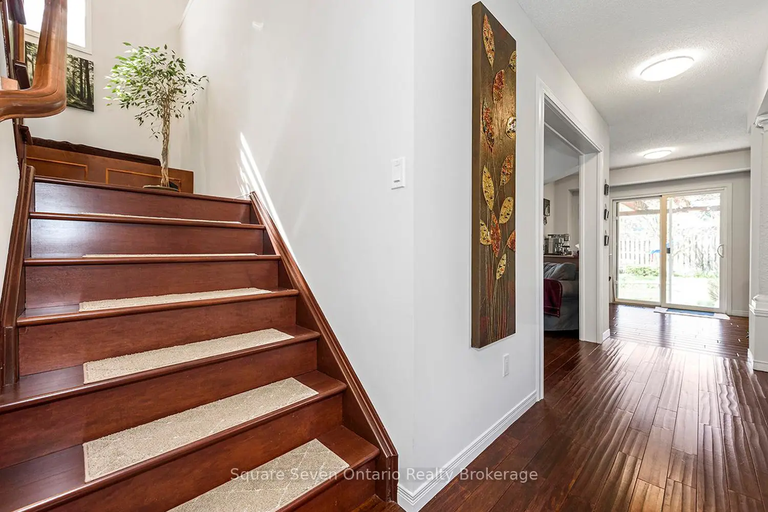 Additional image 11 of 635 Commonwealth Crescent