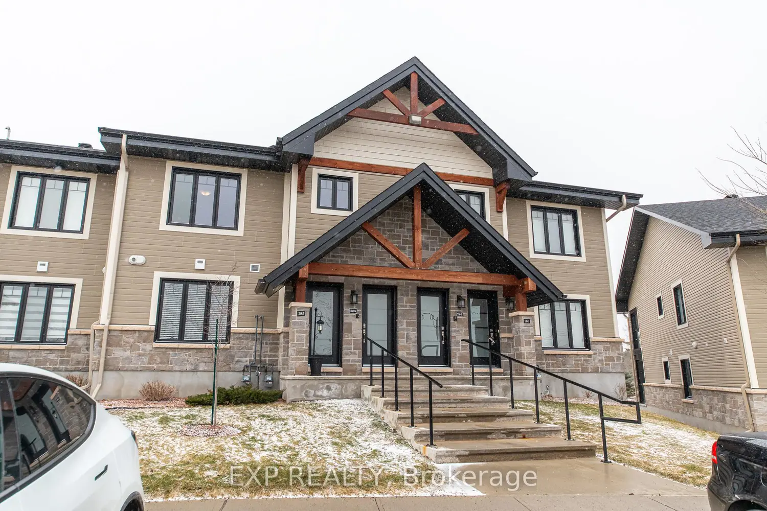 306 Masters Lane 285 photo 2