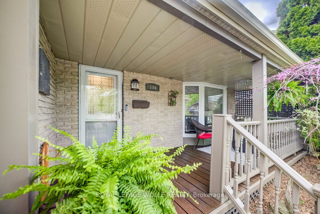 106 Parkland Crescent, Waterloo, ON, N2N 1S4 photo 4