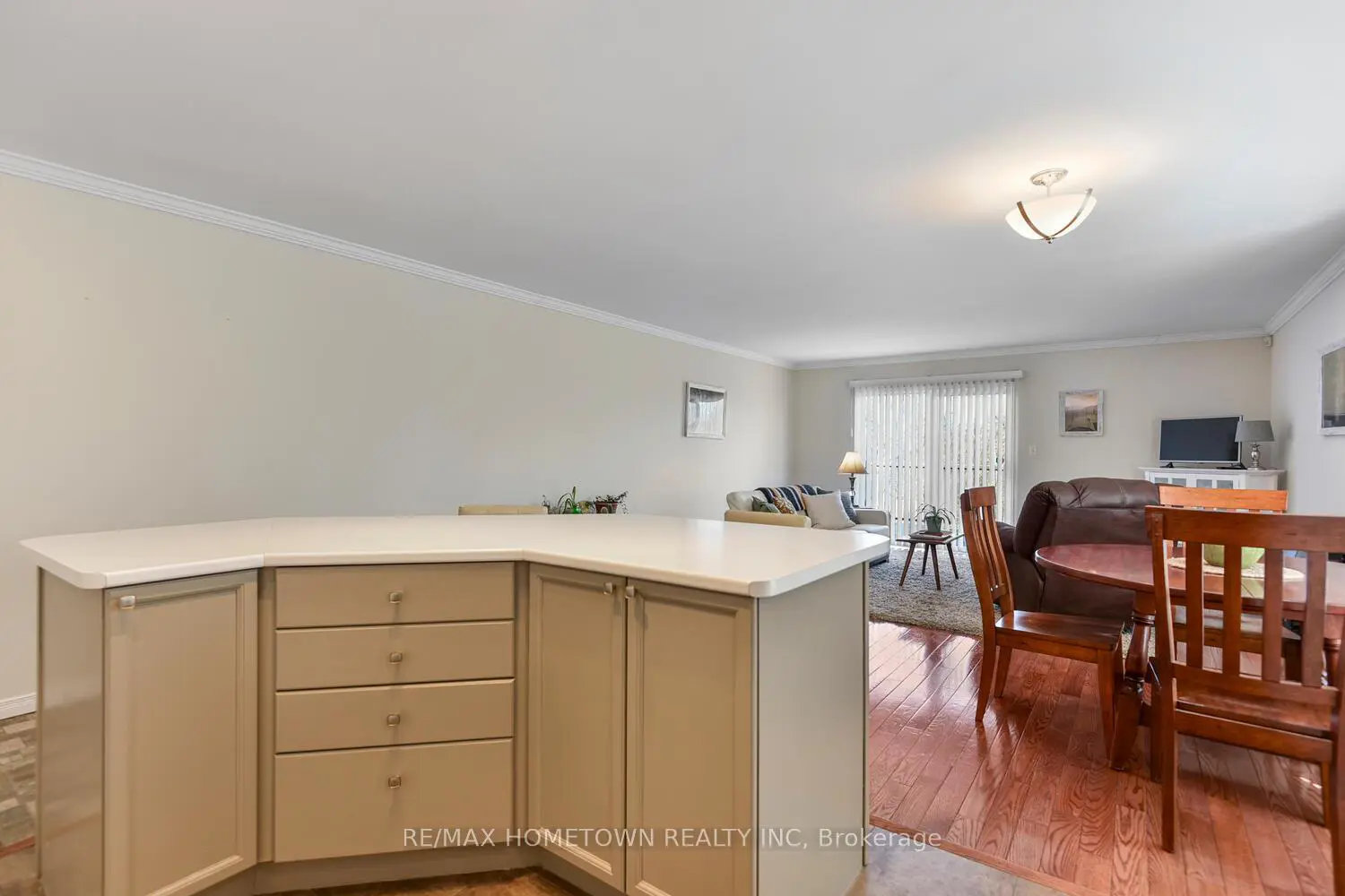 Additional image 8 of 221 Beley Street