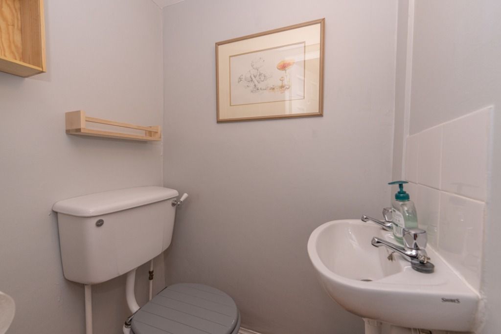 Additional image 13 of 2 bed flat to rentBalcarres Street, Morningside, Edinburgh EH10