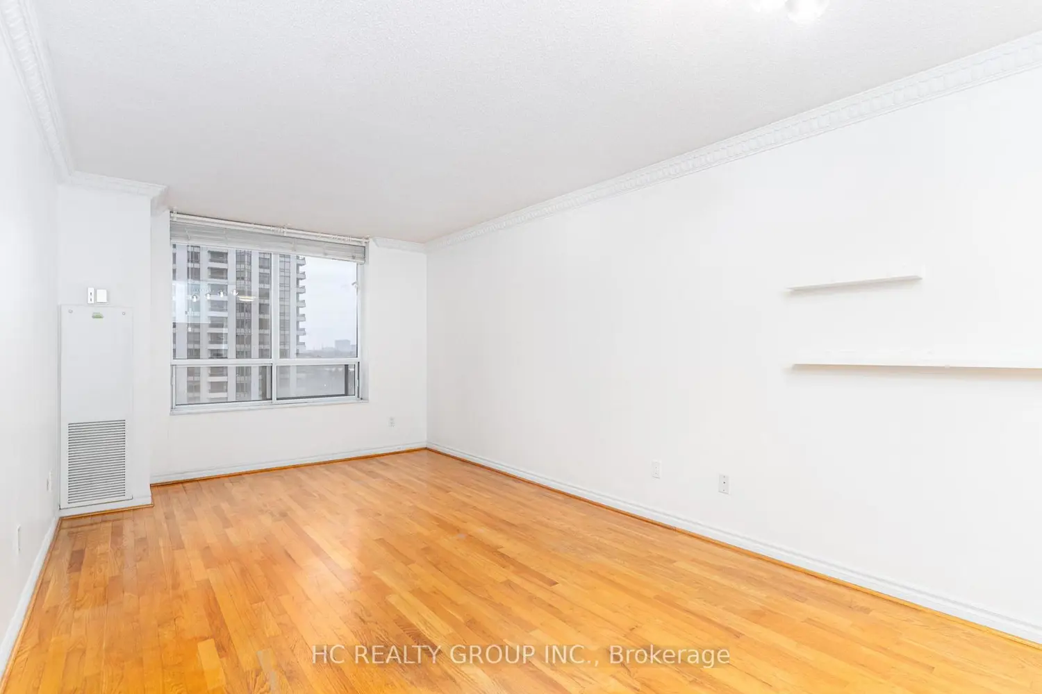 Additional image 3 of 18 Sommerset Way 1008