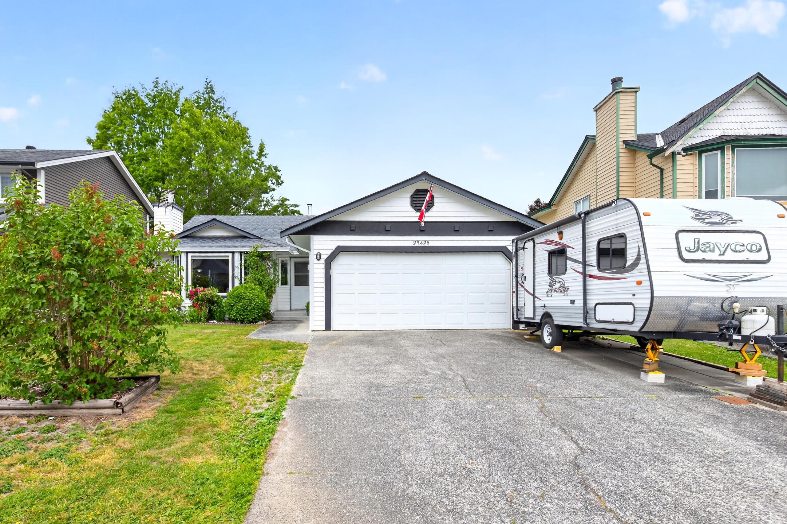 23425 Whippoorwill Avenue, Maple Ridge, BC, V2X 9L8