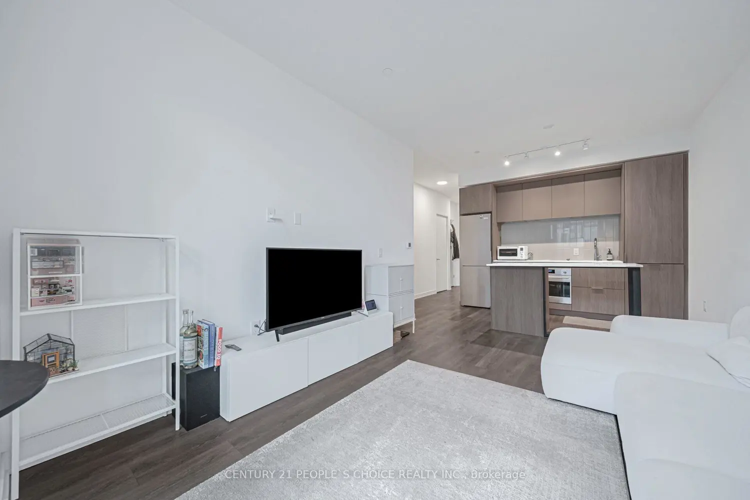 Additional image 8 of 35 Tubman Avenue 323