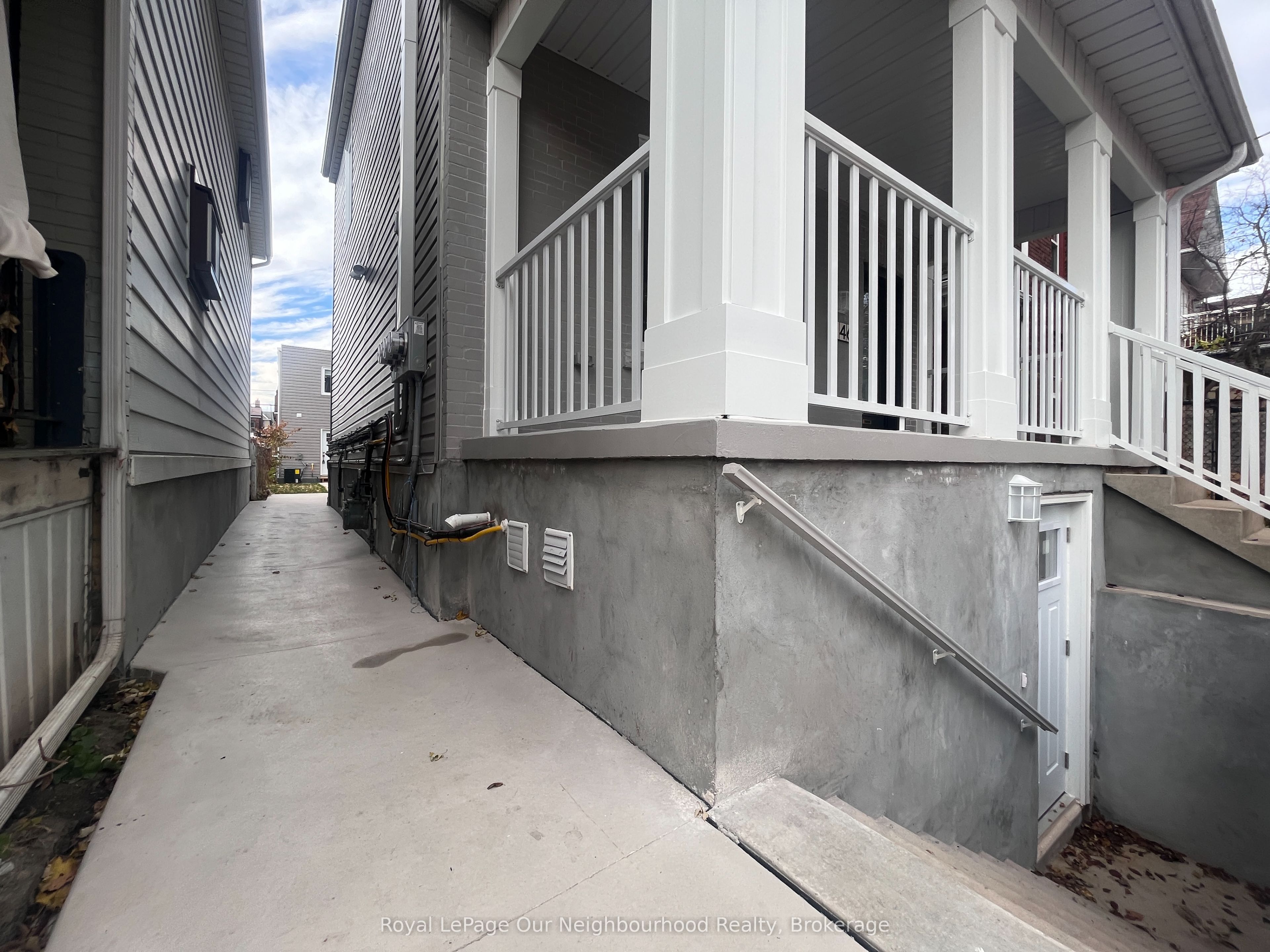Additional image 5 of Lower-146 Bartlett Avenue, Toronto, ON, M6H 3G1