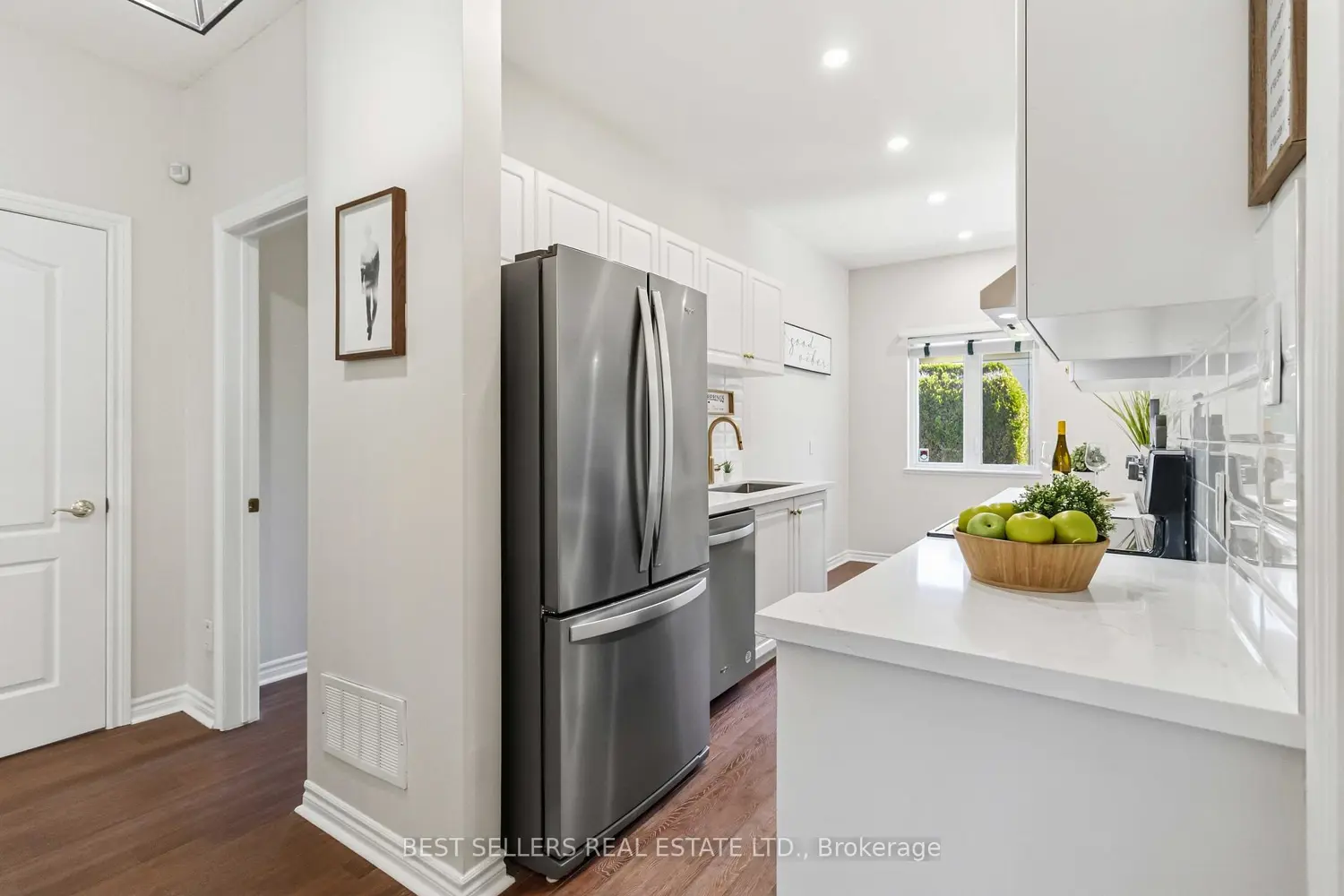Additional image 7 of 1 Ferndown Crescent 1
