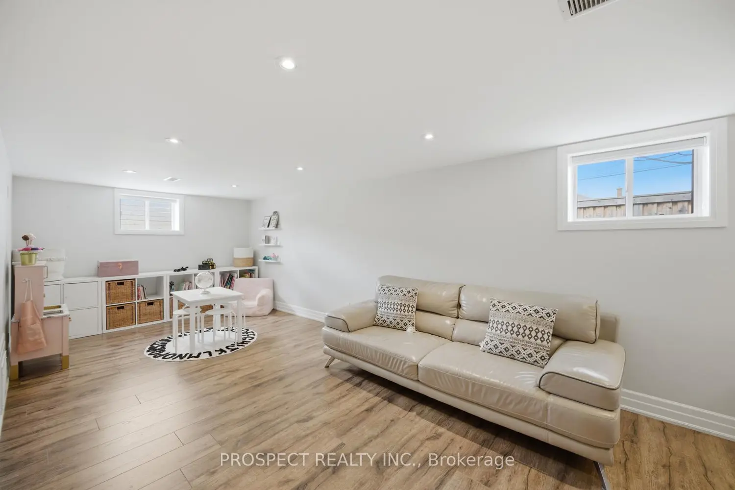 Additional image 15 of 1 Bayford Avenue